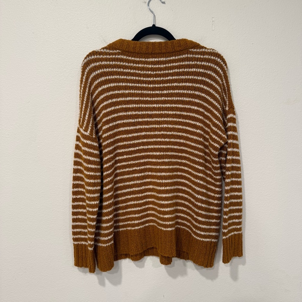 American Eagle Legging Fit Gold/Brown Striped Henley Sweater M - Picture 5 of 6